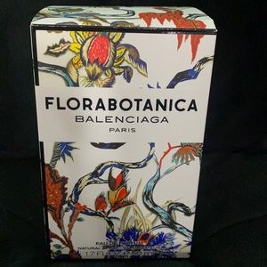FLORABOTANICA Balenciaga Paris 🔲